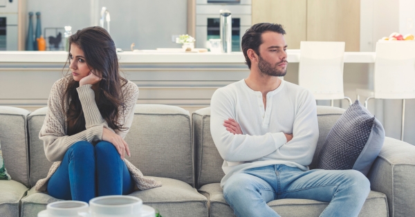 5 סימנים שהזוגיות מאותתת שהיא צריכה טיפול דחוף – והדרך לחזור לחיוך